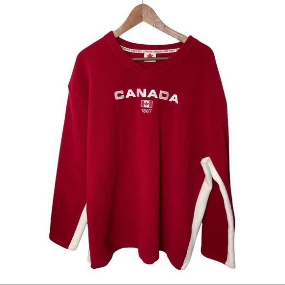 canada Other - Canada strong and free red and white fleece v-neck sweater size XL
